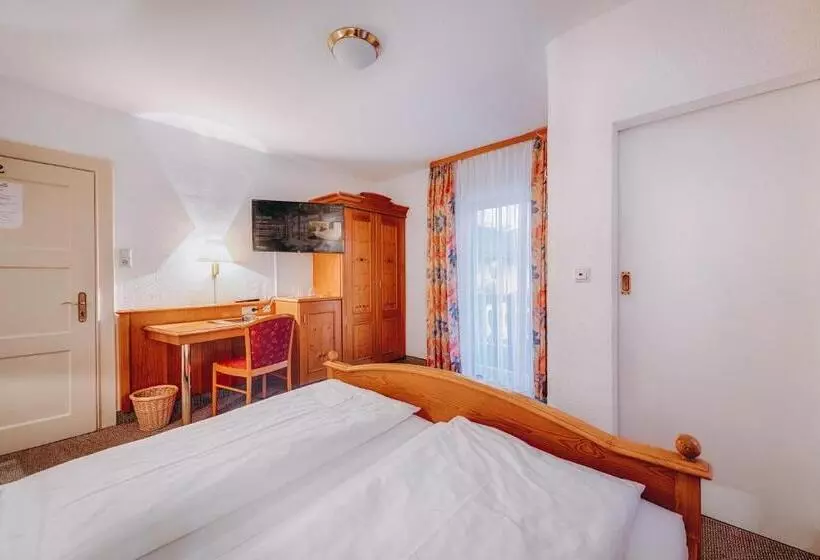 Weidegg   Hotel Garni