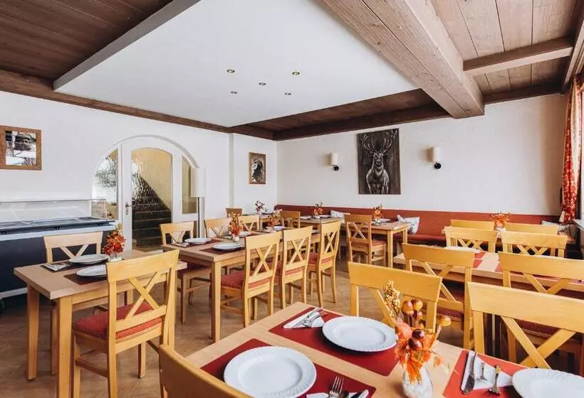 Weidegg   Hotel Garni