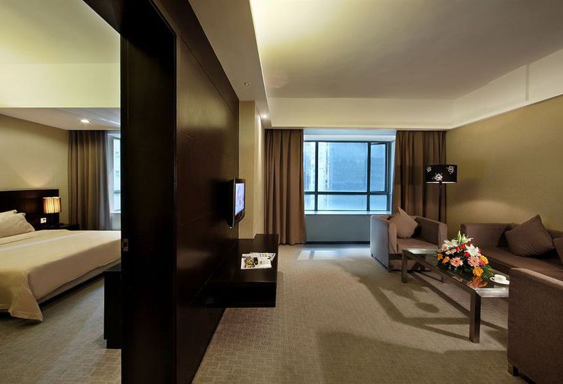 Otel Maple Leaf Convenience