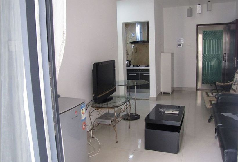 She & He Apartment(luohu Zunyu)