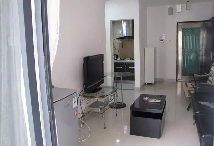 She & He Apartment(luohu Zunyu)