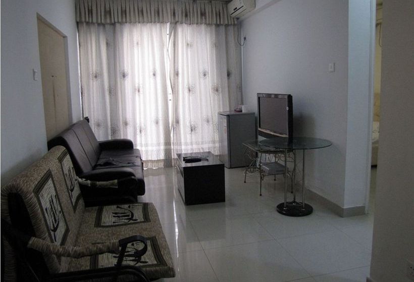 She & He Apartment(luohu Zunyu)