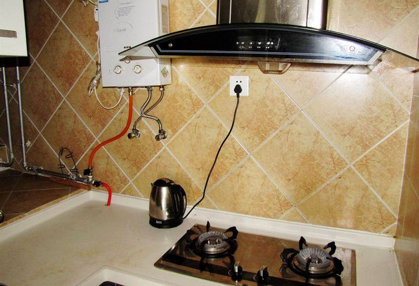 She & He Apartment(luohu Zunyu)