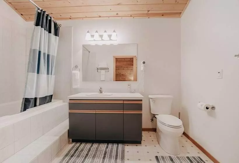 75sl   Wifi   Bbq   Pets Ok   Sleeps 6 Home