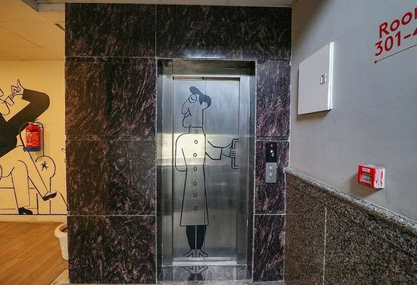 Fabhotel The Chaitanyas