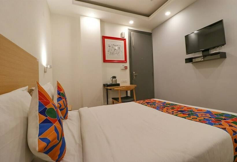 Fabhotel The Chaitanyas