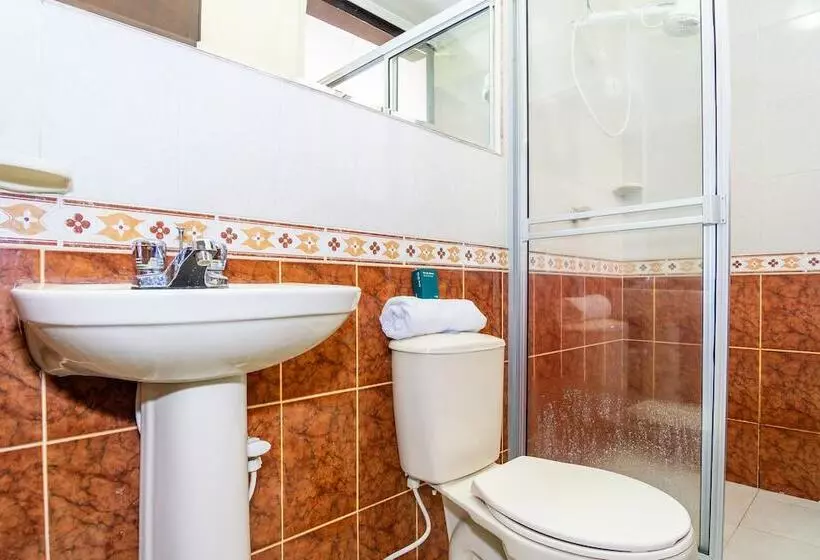 ホテル Ayenda Bugatier