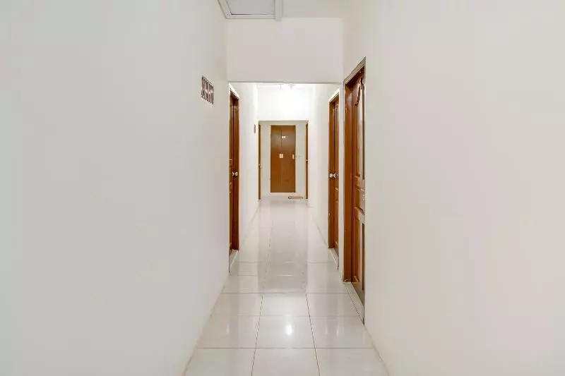 Hotelli Botania Homestay & Cafe By Oyo Rooms