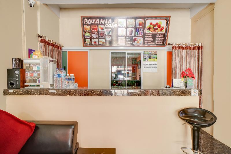 فندق Botania Homestay & Cafe By Oyo Rooms