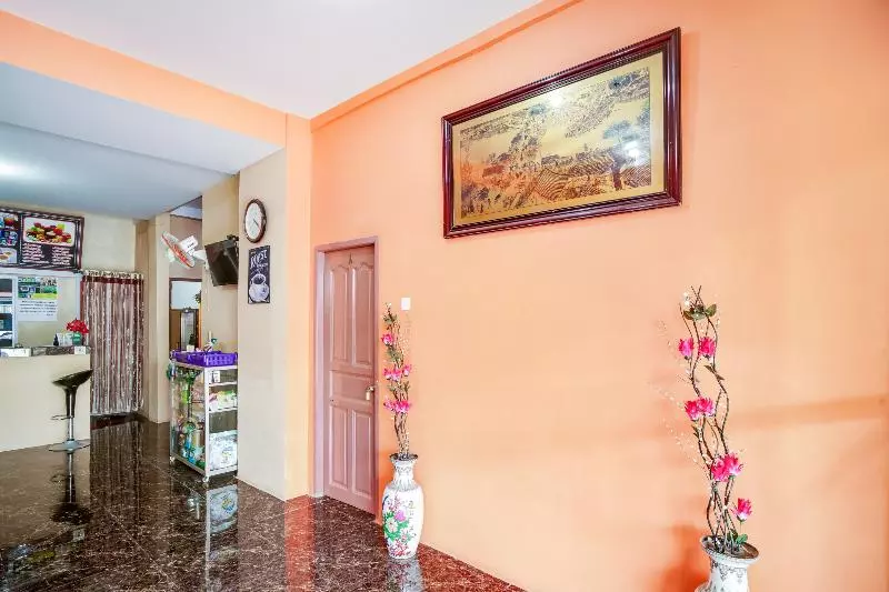 Hotelli Botania Homestay & Cafe By Oyo Rooms