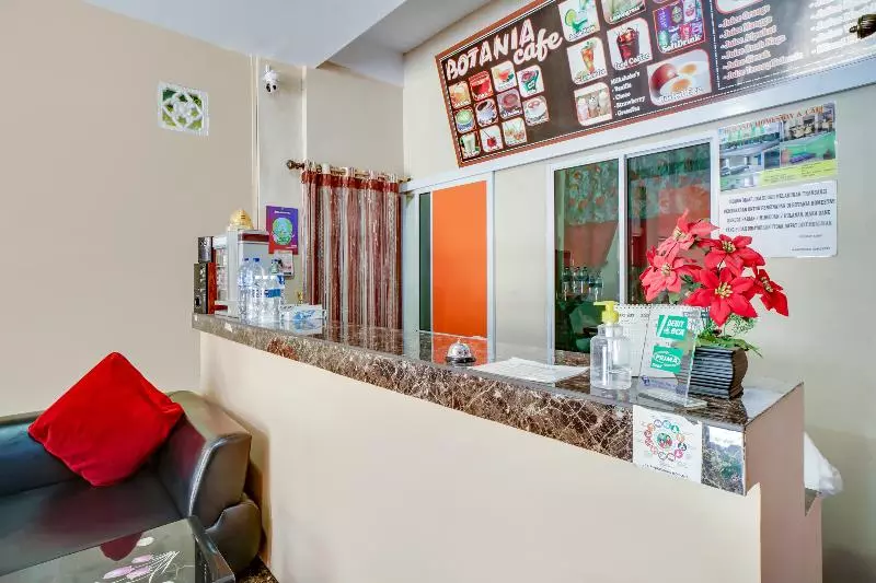 Hotelli Botania Homestay & Cafe By Oyo Rooms