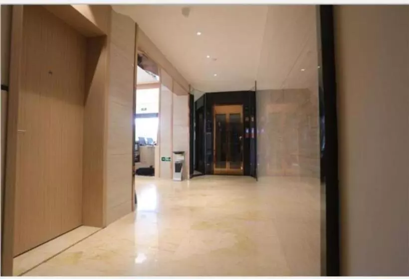 Hotelli City Comfort Inn Nanchang Xinjian Qianhu University Town Wuyue Plaza