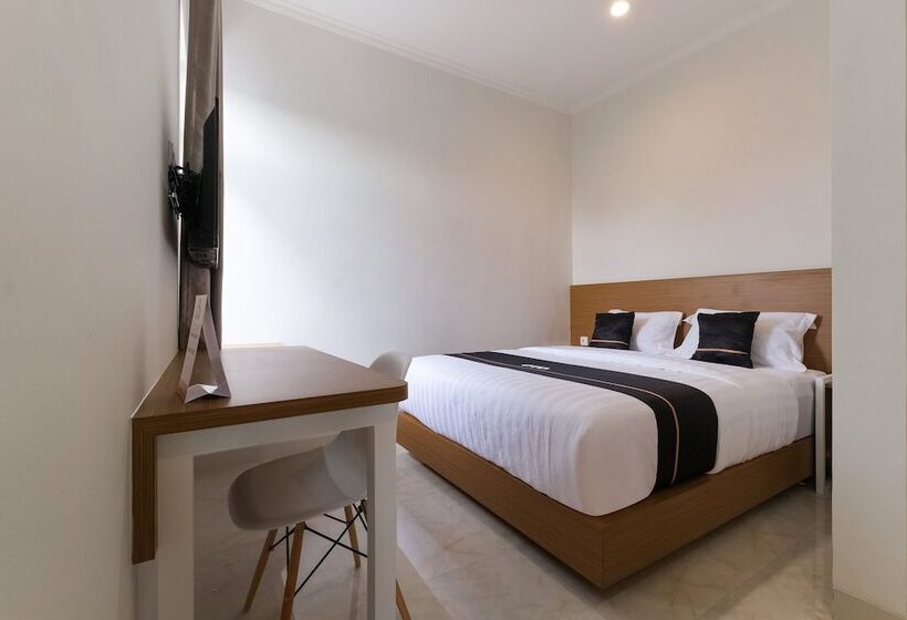 Отель Damar Kusumo Guest House By Oyo Rooms