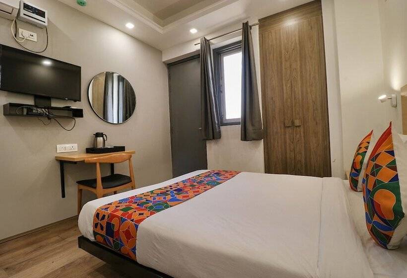 Fabhotel The Chaitanyas