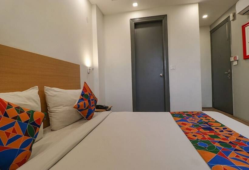 Fabhotel The Chaitanyas