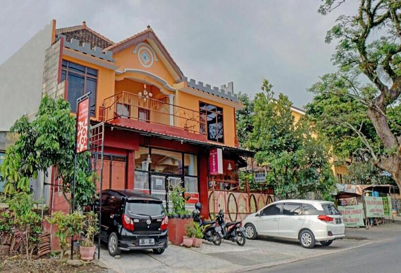 호텔 Harwin Homestay By Oyo Room