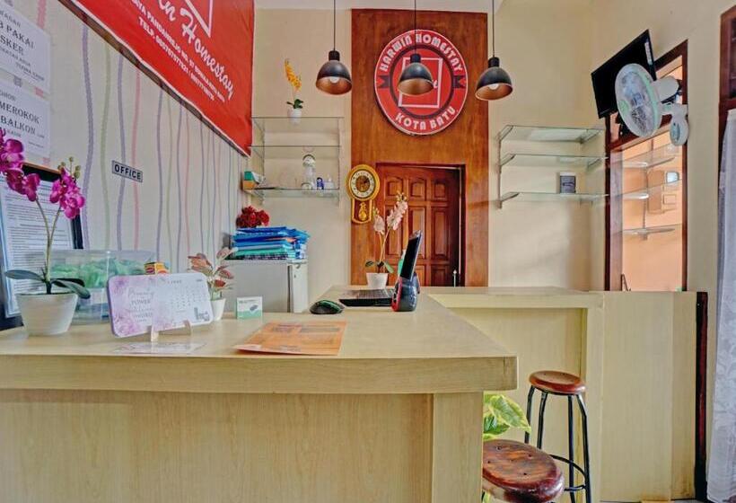 호텔 Harwin Homestay By Oyo Room