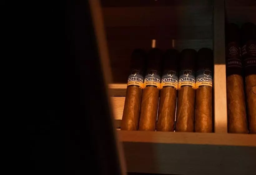 Hotelli Hôtel Dali Val D'europe