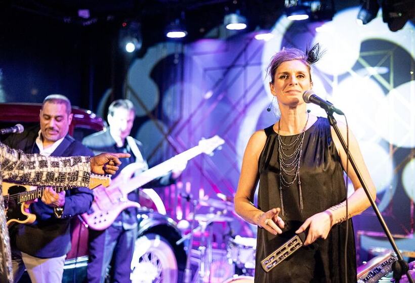 酒店 Hôtel Dali Val D'europe