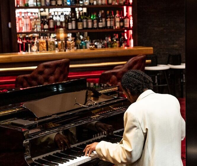 酒店 Hôtel Dali Val D'europe