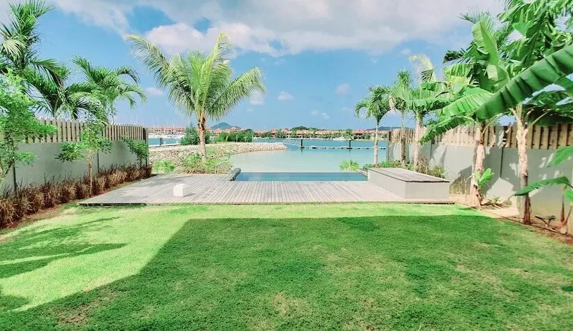 هتل Ja Enchanted Waterfront Seychelles