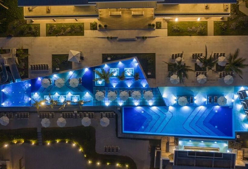 هتل Oceana Resort & Conventions