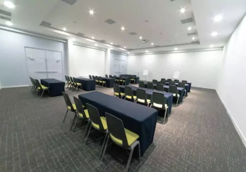 هتل Oceana Resort & Conventions