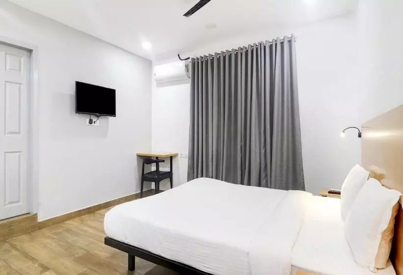 ホテル Townhouse Madhapur Near Shilparamam