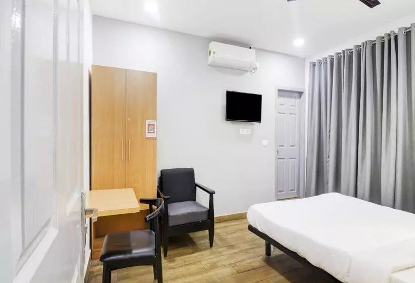 ホテル Townhouse Madhapur Near Shilparamam