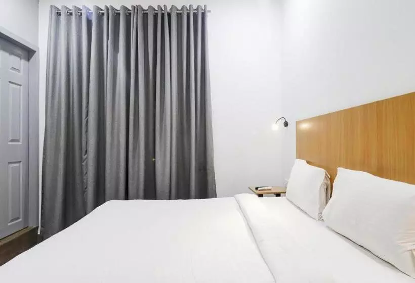 ホテル Townhouse Madhapur Near Shilparamam