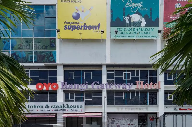 ホテル Oyo 90100 Bangi Gateway