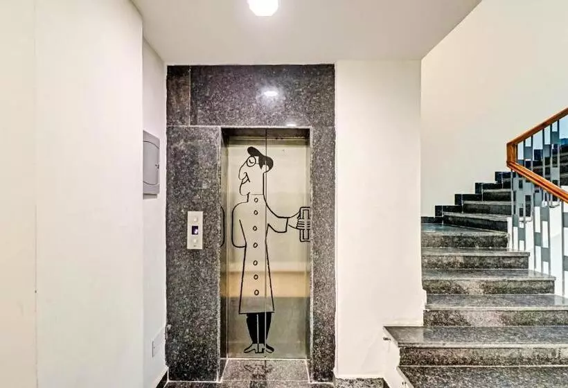 Hotelli Super Townhouse Sector 30 Near Botanic Garden Of Indian Republic