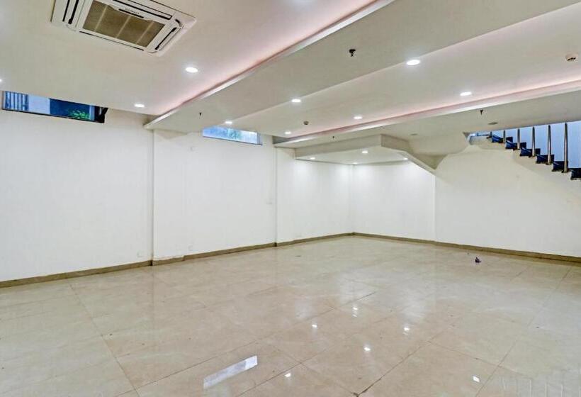 فندق Super Townhouse Sector 30 Near Botanic Garden Of Indian Republic