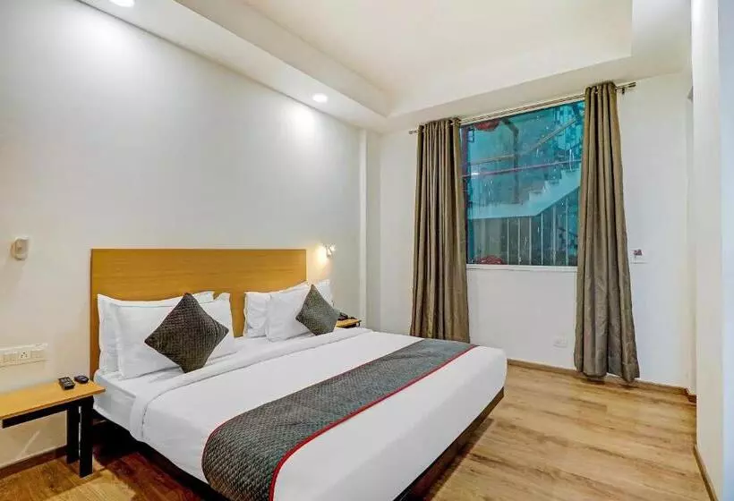 Hotelli Super Townhouse Sector 30 Near Botanic Garden Of Indian Republic