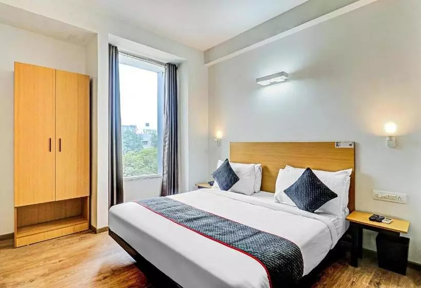 Hotelli Super Townhouse Sector 30 Near Botanic Garden Of Indian Republic