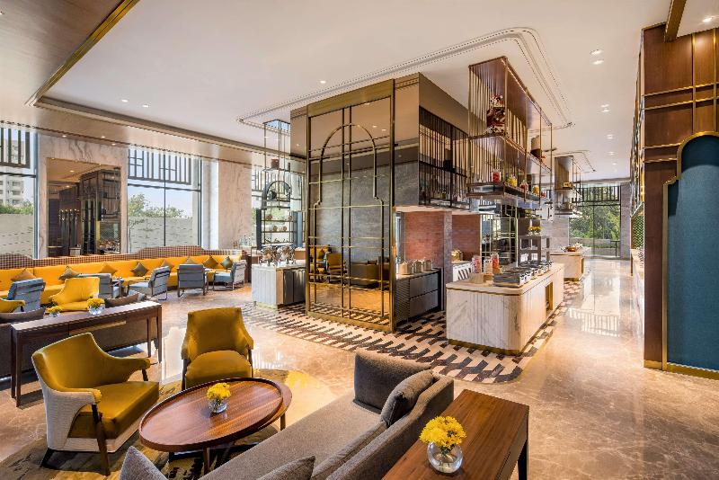 Hotel Radisson Blu  & Spa, Nashik