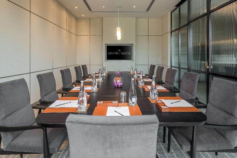 Hotel Radisson Blu  & Spa, Nashik