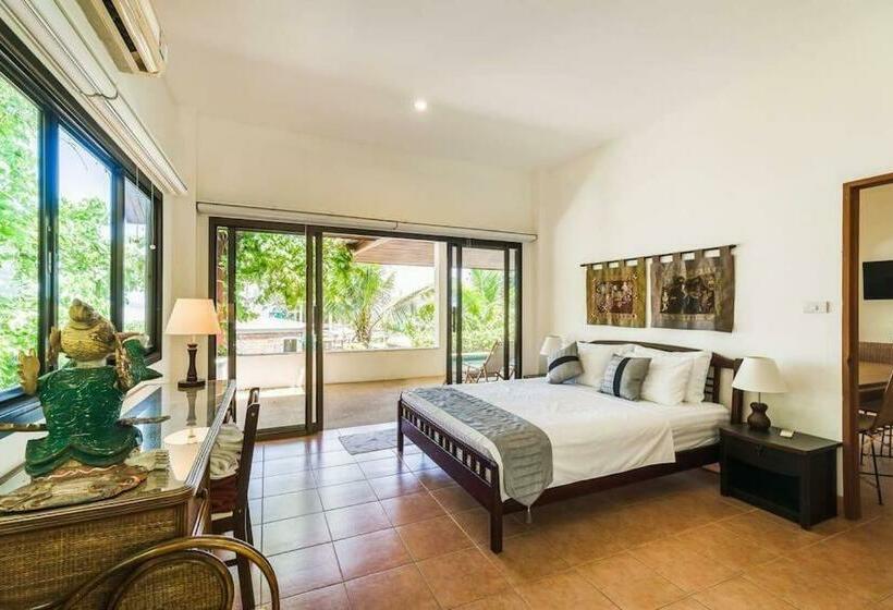 Secret Garden Villa 3br（pool/walk To Beach）