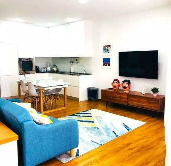 Almeida S House