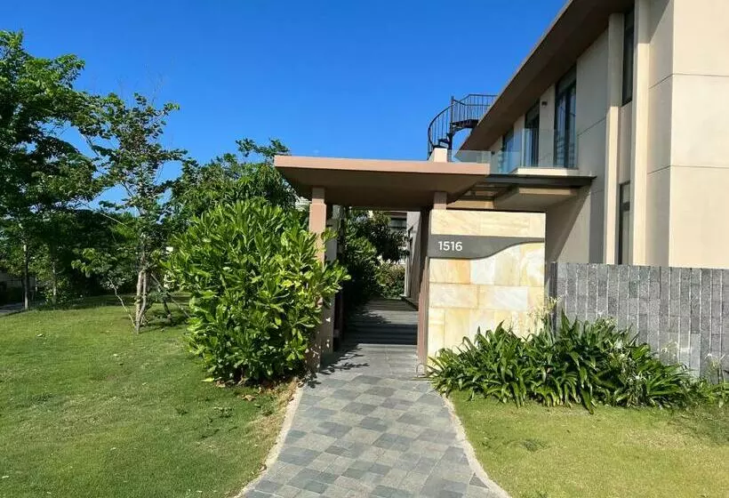 Cam Ranh Villa