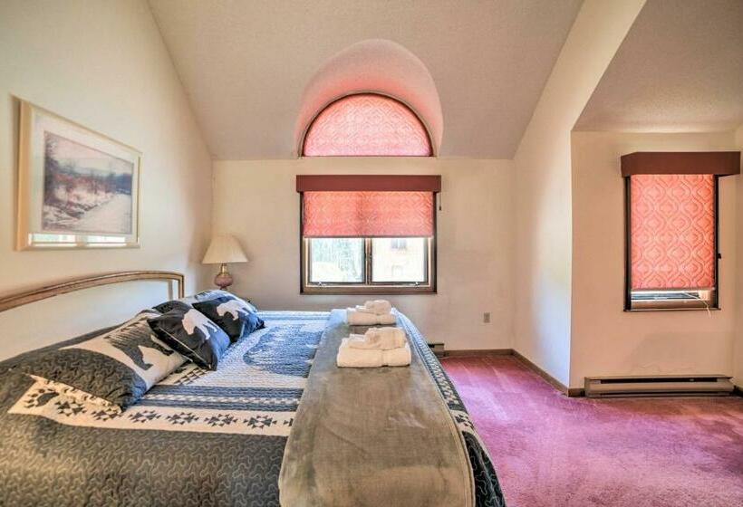 Cozy Campton Townhome With Sprawling Mtn Views