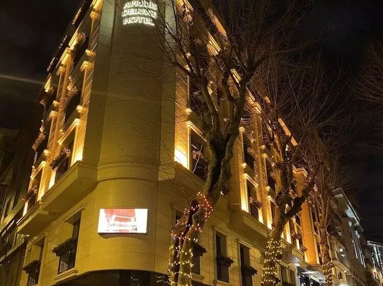 هتل Aprilis Deluxe