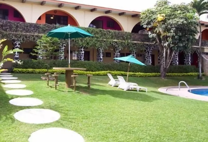 & Motel Hacienda Jiutepec