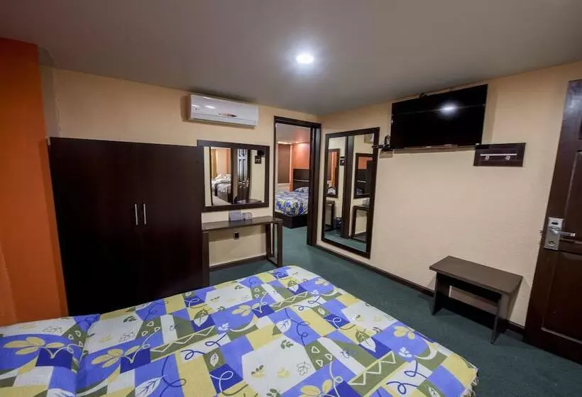 هتل Oaxaca Inn Reforma