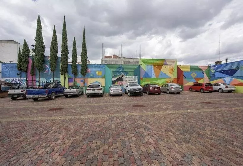 هتل Oaxaca Inn Reforma