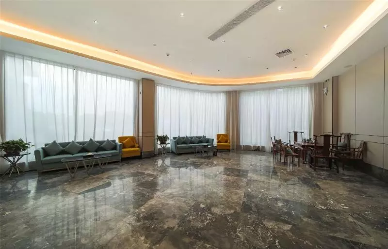 Microtel By Wyndham Heyuan