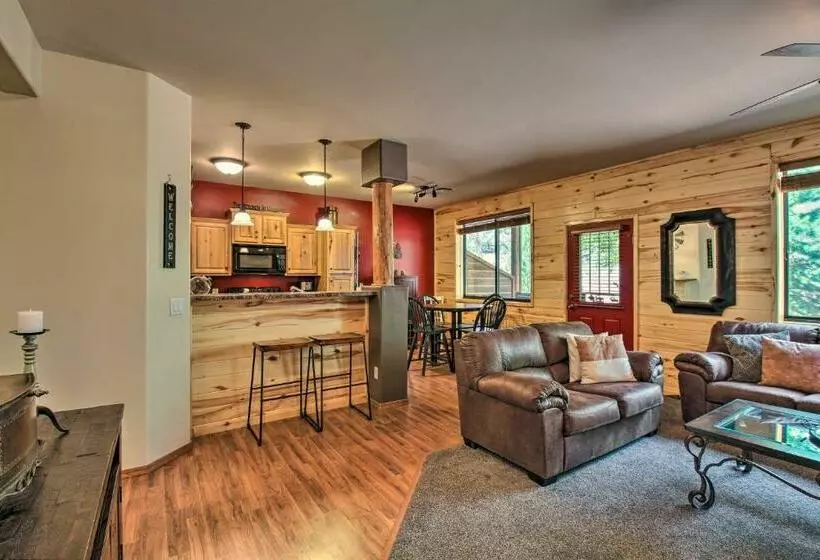 Show Low Condo Less Than 3 Mi To Fool Hollow Lake!