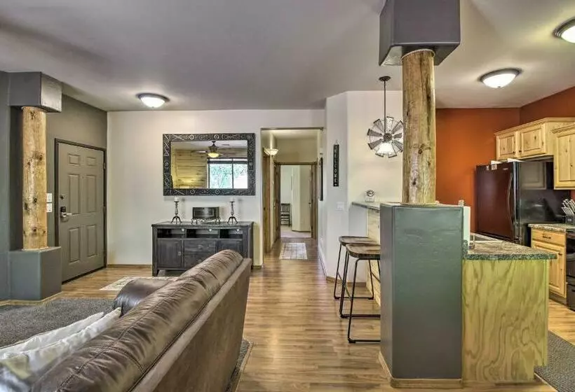 Show Low Condo Less Than 3 Mi To Fool Hollow Lake!