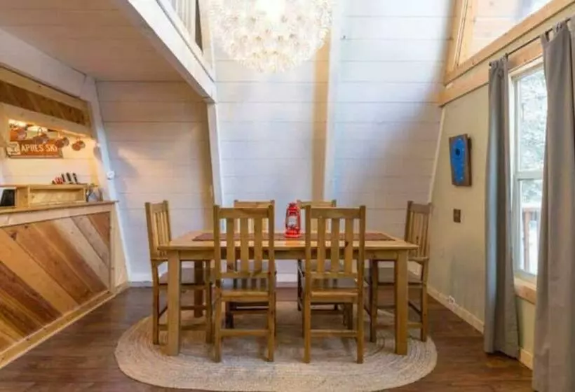 Zephyr By Avantstay Stylish Modified A Frame W Access To Tahoe Donner