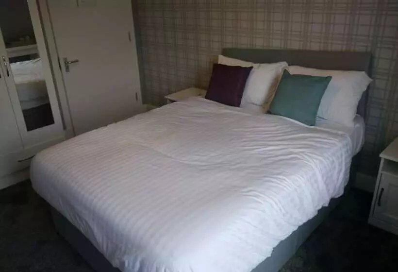 ユースホステル Caledonian Rooms